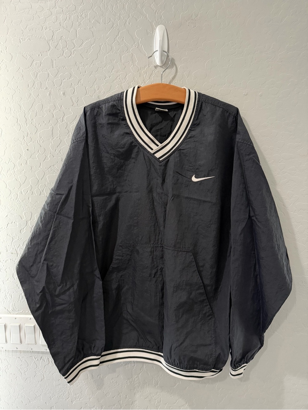 Vintage 90s Nike Striped Windbreaker Pouch Pullover Large Bin 3